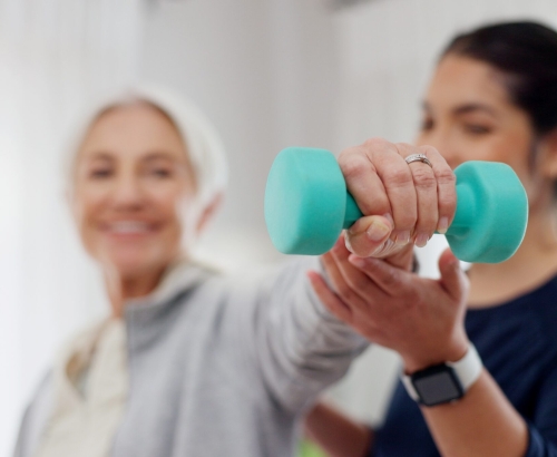 Sarcopénie?: quand les muscles se fragilisent avec l’âge